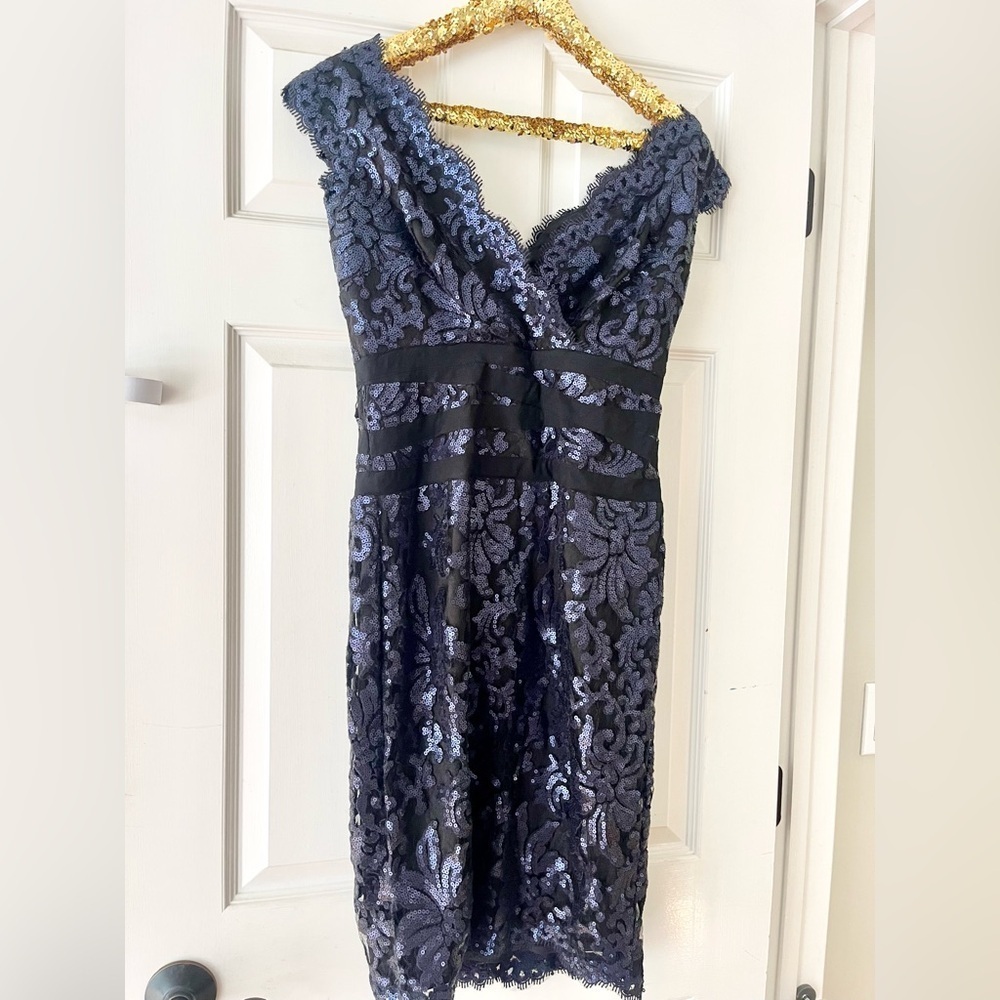 Tadashi Shoji Sequin Lace Banded Navy Black Sheath Cocktail Dress Whimsigoth - Picture 7 of 12